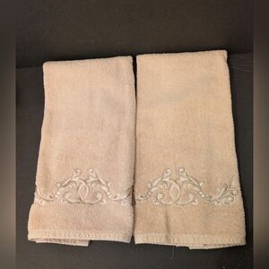 Towels Beige Embroidered Hand  Towels Set 2 Made America 100% Cotton 16 W 28 L